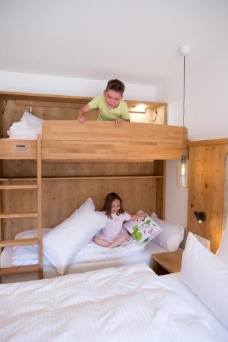Double Room with Balcony & Bunk Bed