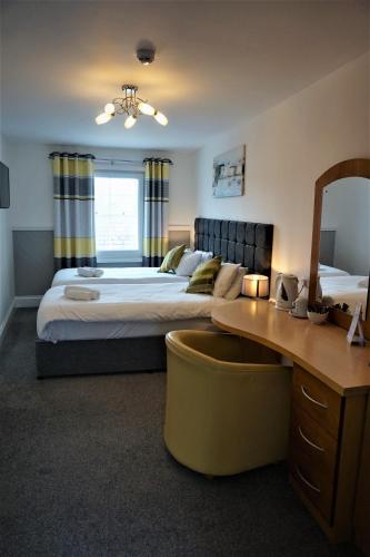 1 queen bed
