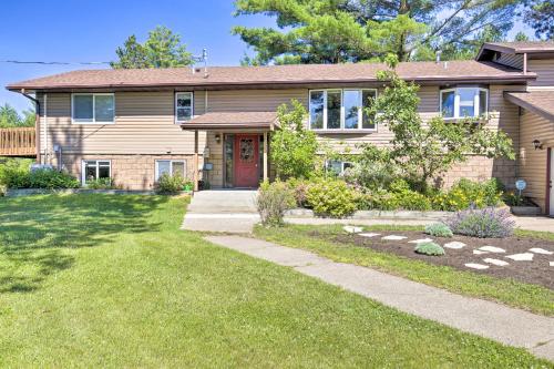 Simple Cranberry & Wine Farm Home w/ Fire Pit!