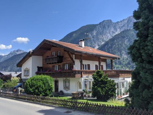 Montahaus Retro Apartments in Vandans, Österreich