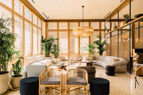 Hotel June West LA, a Member of Design Hotels photo 1