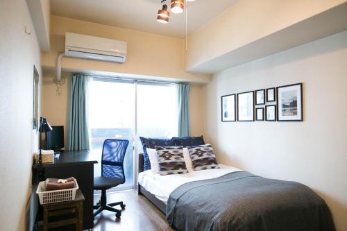 One-Bedroom Apartment image 3