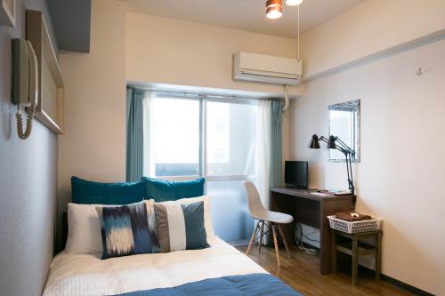 One-Bedroom Apartment image 9