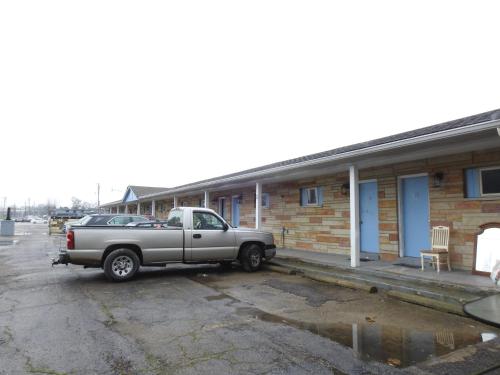 LAWRENCEBURG MOTEL