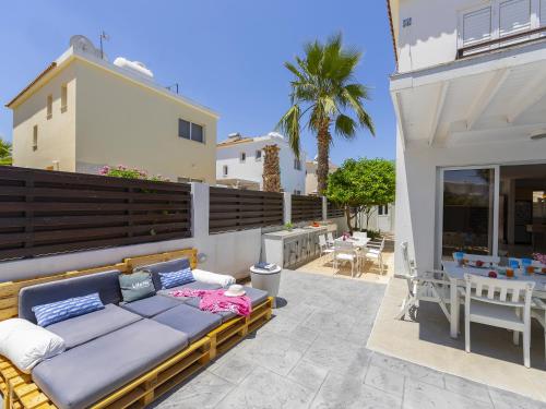 Villa with Private Pool image 10