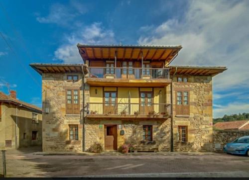  Posada Corral Mayor, Pension in La Serna