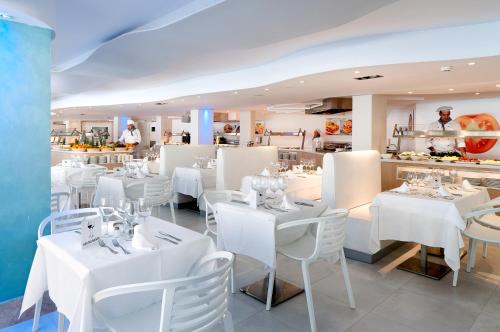 FERGUS Style Cala Blanca Suites - 레스토랑