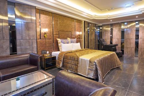 日光高鐵精品旅館 (Sun Motel) in 左營區