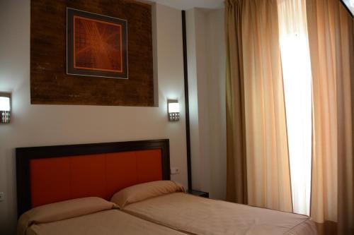 Hotel y Apartamentos Doña Lola, Séville (photo 4)