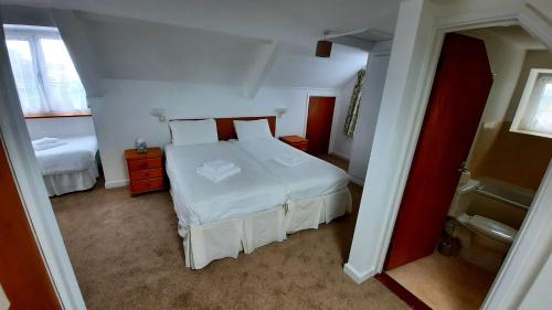 Le Chene Hotel - image 12