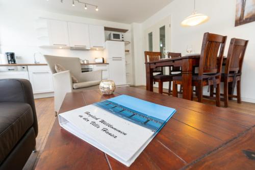 Deluxe Apartment image 7