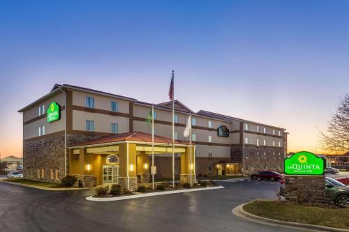 La Quinta Inn & Suites by Wyndham Rockford