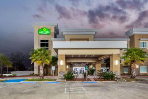 La Quinta by Wyndham Lake Charles - Westlake