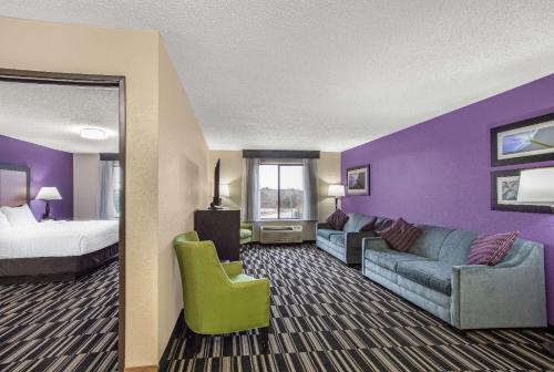 La Quinta by Wyndham Norwich-Plainfield-Casino - image 10