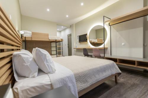 Pegasus Rooms - image 7