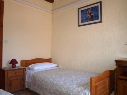 Apartment 52