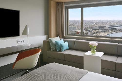 Mövenpick Hotel Amsterdam City Centre - image 8