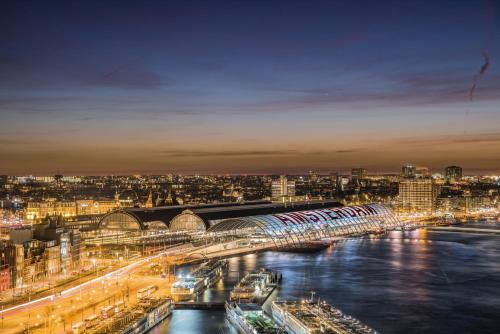 room detail thumbnail 2