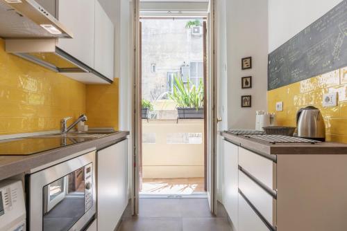 San Giovanni Laterano Cozy Flat - image 12