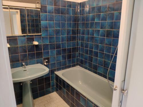 1210Apartment - image 5