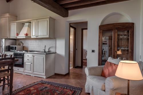 Konyha, I Melograni del Chianti in Talciona