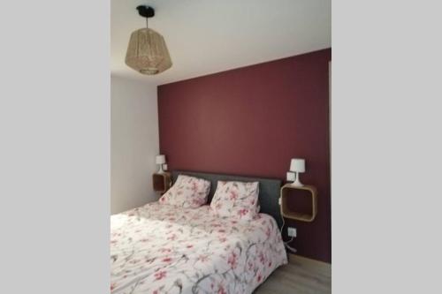 CHARMANT APPARTEMENT AVEC TERRASSE in Pont-de-l'Isere