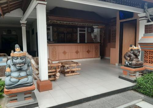 樂吉安德瓦巴哈特小屋酒店 Dewa Bharata Bungalows Legian