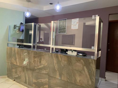 Hotel San Juan Periferico in บียาแอร์โมซา ซิตี้เซ็นเตอร์