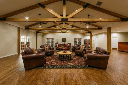 Holiday Inn Club Vacations - Holiday Hills Resort an IHG Hotel - image 7