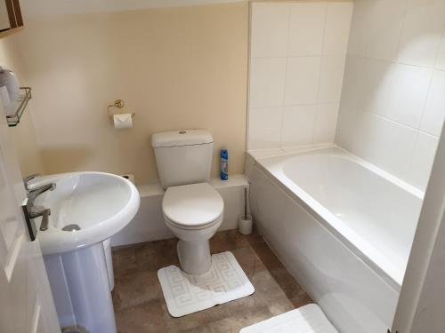Town House B & B - image 12