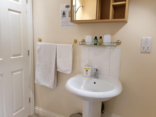 Town House B & B - image 3