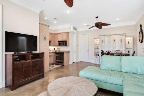 Sea's The Day - 5 Bedroom Home - Private Pool & Hot Tub! West End - Elevator!!! - image 9