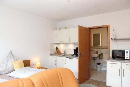 Pension und Ferienwohnungen Schweinsberg - image 4