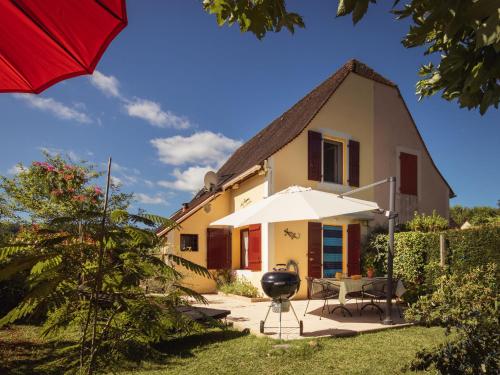 Beautiful holiday home near the forest - Location saisonnière - Carsac-Aillac