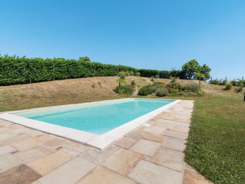 Swimming pool, Villa in Piandimeleto with hot tub mid May end Sept in Piandimeleto