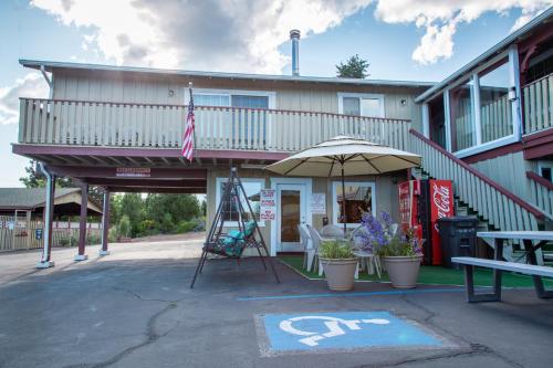 Swiss Holiday Lodge - image 12
