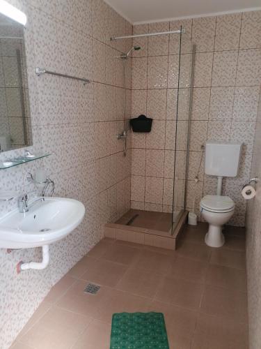 Hotel Coralis 2 – Eforie Nord, CA
