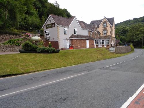 Inn On The Wye - image 6