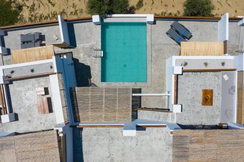 Pyrgos Exclusive - image 6
