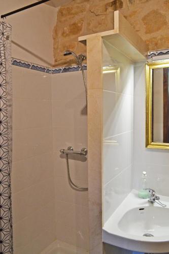 Bathroom, Casa Manolita in Calaceite