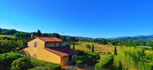 Вид, Torrebianca Tuscany in Ріньяно Сульарно