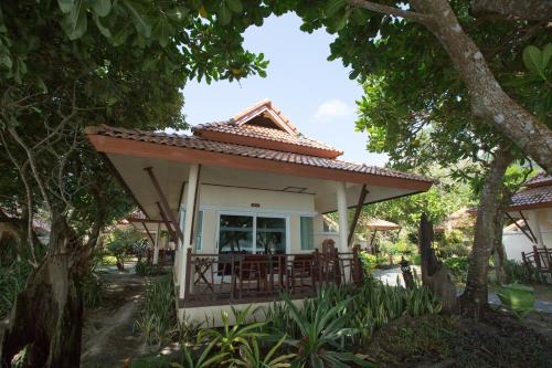Koh Chang Paradise Resort & Spa Room Type - Deluxe Garden Villa