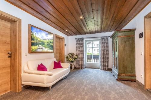 Instalações, Fruhstuckspension Klinglhub in Flachau