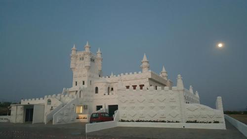  Snow White Castle Studios in Kiotari