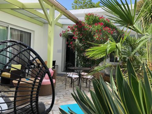 บริการและสิ่งอำนวยความสะดวก, Cit'Hotel Atlantis in โรย็อง