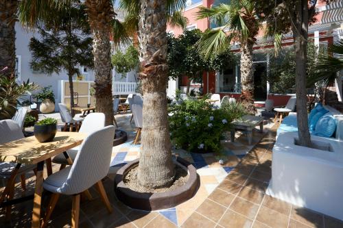 Blue Sea Hotel - image 6