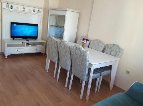  Cozy and Fully Furnished Apartment, Pension in Ulucak bei Muradiye