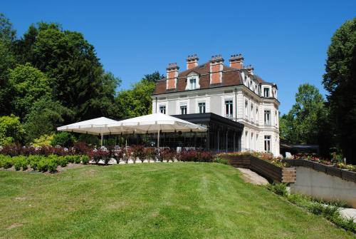 . Château de La Dame Blanche - Logis