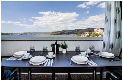 balkon/terras, Apartments WAVE in Rogoznica