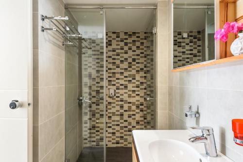 Despina Apartments - image 7